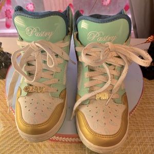 These  Pastry ankle high top so adorable.